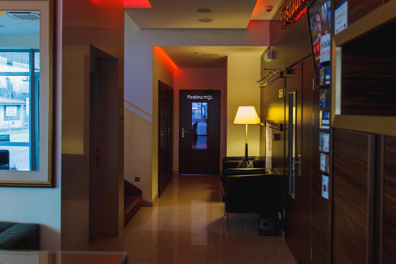 Hotel Pikul Puławy Екстериор снимка