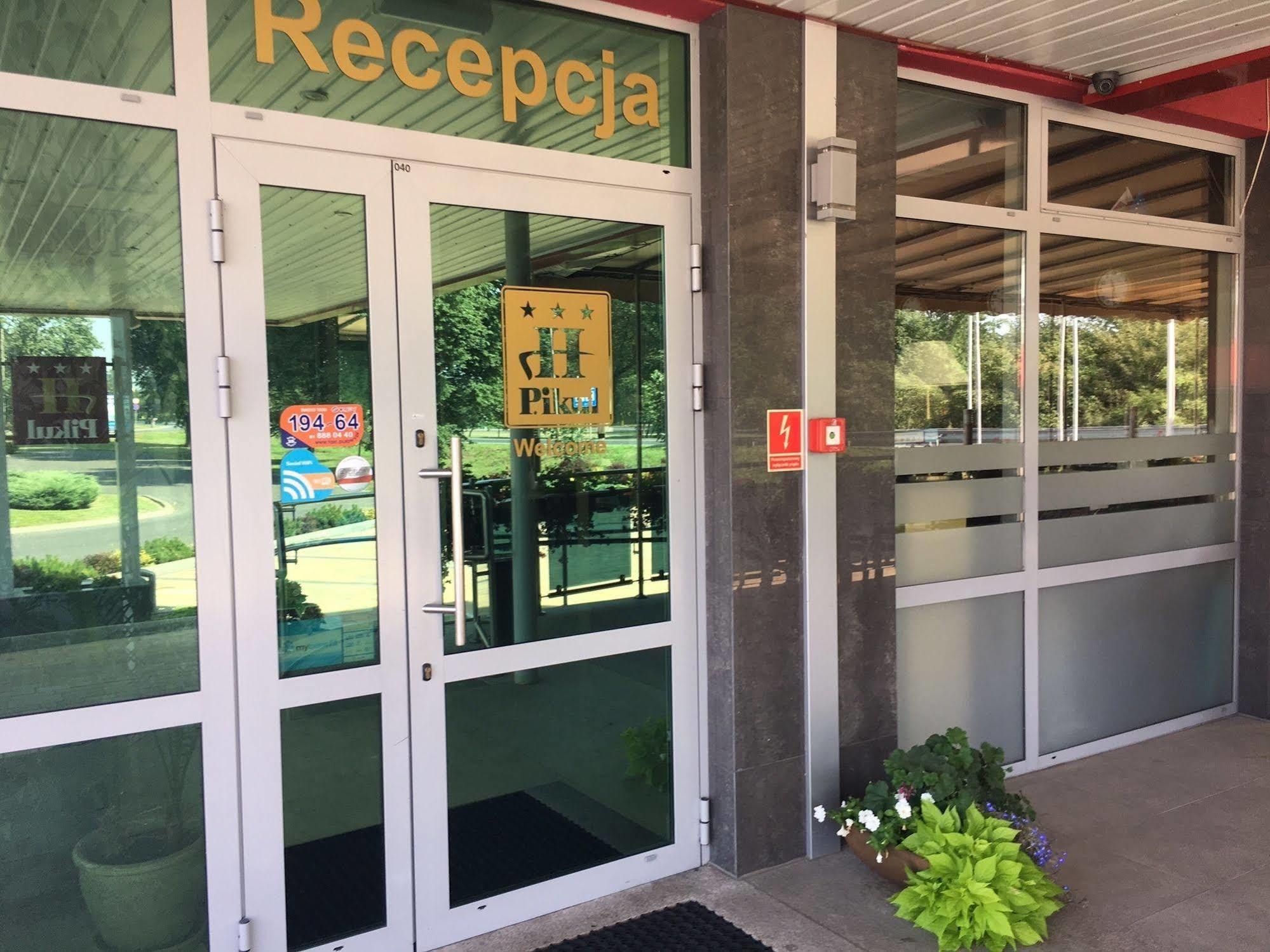 Hotel Pikul Puławy Екстериор снимка